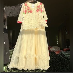 BEAUTIFUL EMBROIDERED CREAM COLOR
GIRLS DRESS (Maxi)